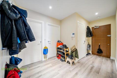 9b6a2f2f-0c3e-496...