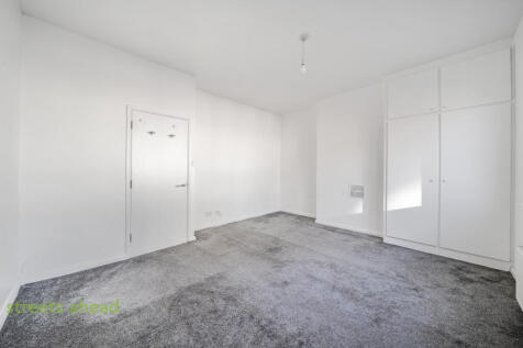 52a533c7-beda-41f...