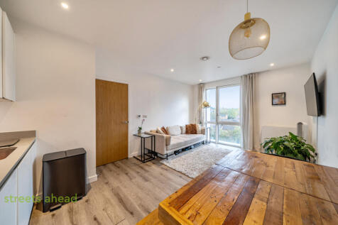 9d8b1367-8dbd-464...