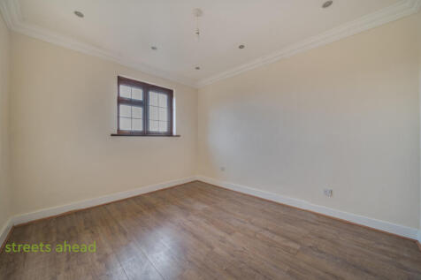 1fe22a23-c18a-466...