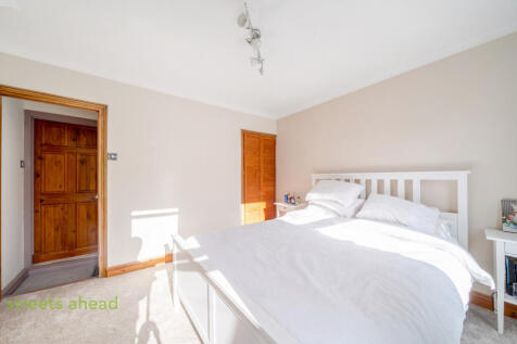 ad67f87d-5caf-45a...