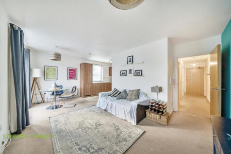 065de8f3-5c0a-499...