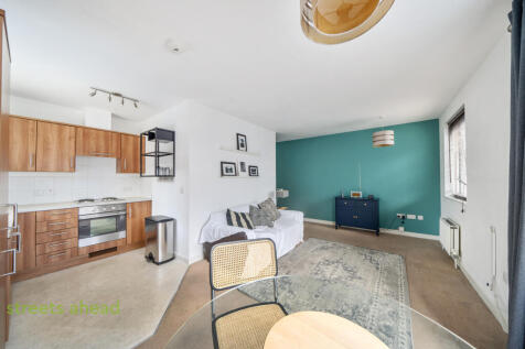 01655a6f-0384-456...