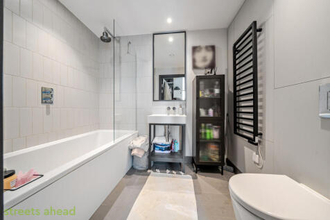 87cb73ab-1b76-492...