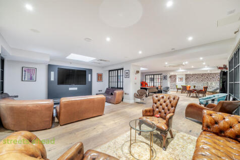 f95fe6cd-02fd-4d9...