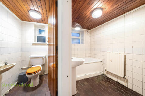 0c835a75-3852-49e...