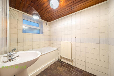 cf257f96-fea6-409...