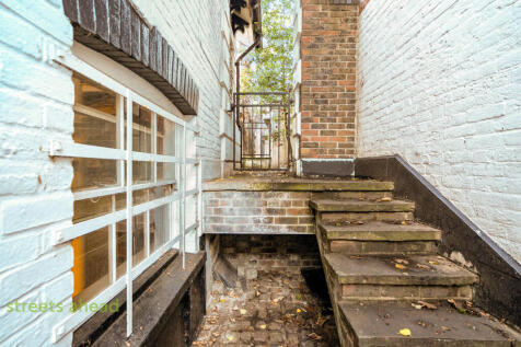 6951b033-1d2b-48b...