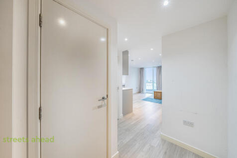 e5258a9a-d6ac-4c1...