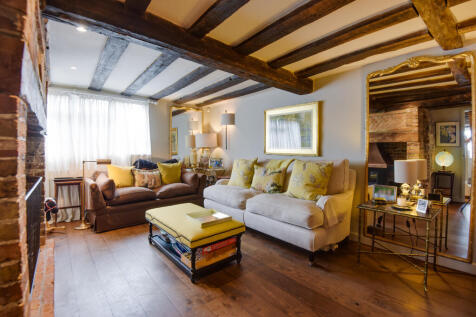 chancery cottage lou