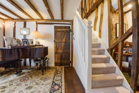 chancery cottage hal