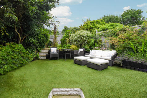 chancery cottage gar