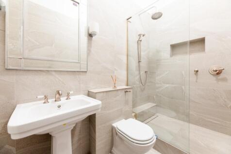 Family Shower room