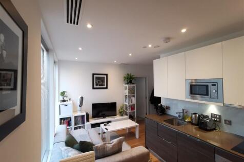 Open Plan Lounge/Kitchen