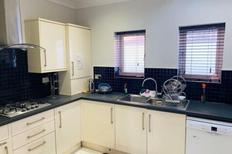 Re-Fitted Modern Kitchen
