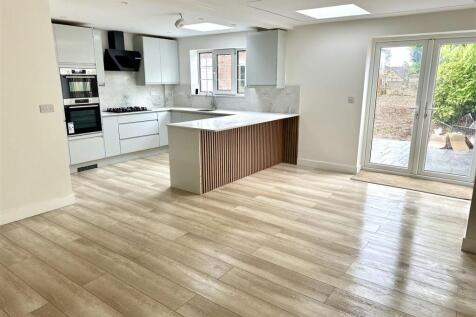 Kitchen All 3.jpg