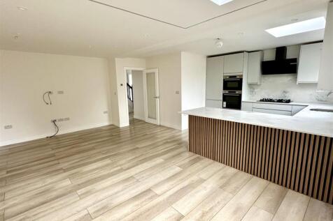 Kitchen All French Door.jpg
