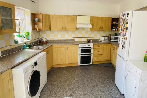 Extended Kitchen/Breakfast Room