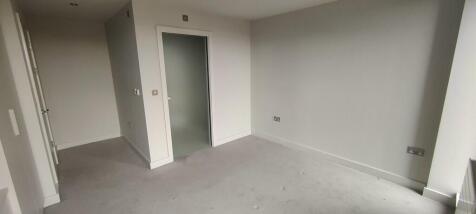 Master Bedroom 2 ...