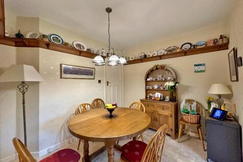 Breakfast Room