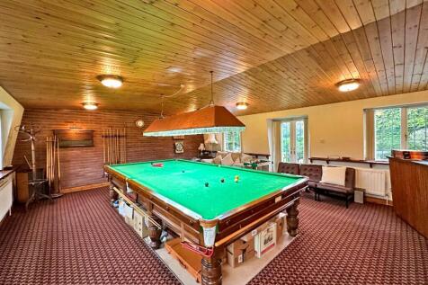 Snooker Room