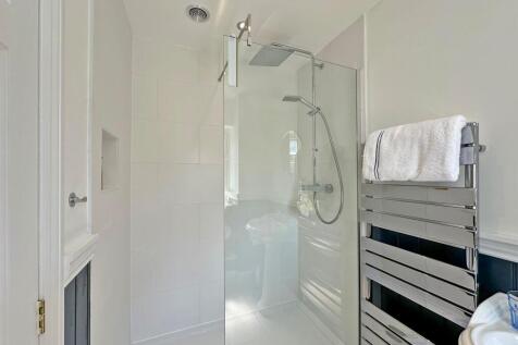 Bedroom Two En-Suite