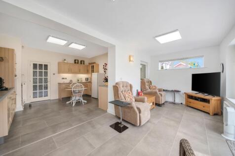Open-Plan Kitchen Family Room