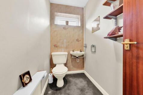 Separate WC