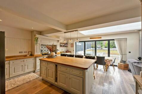 Open-Plan Living Kitchen