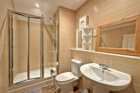 Bedroom One En-Suite