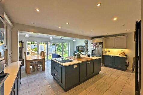 Open-Plan Living Kitchen