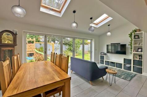 Open-Plan Living Kitchen