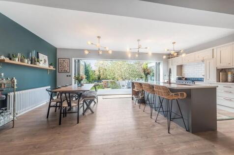 Open-Plan Living Kitchen