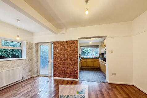 56914443--416E-85...