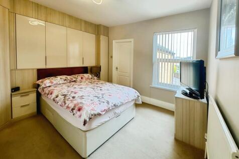 b5d5bfd6-bed 201