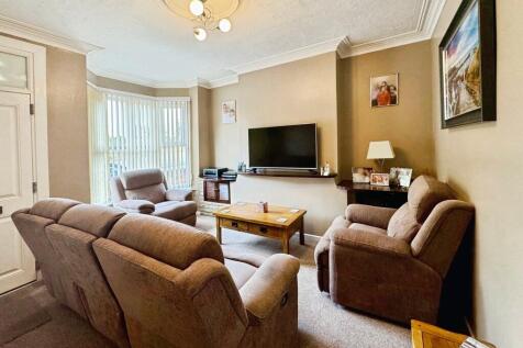 80bde379-lounge 2...