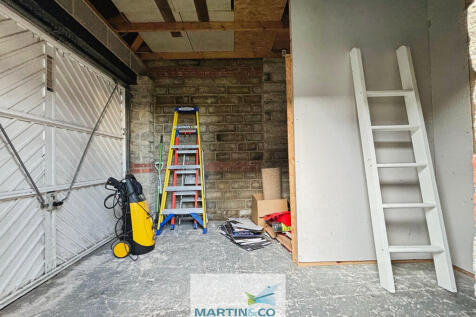 37f0f593--4892-84...