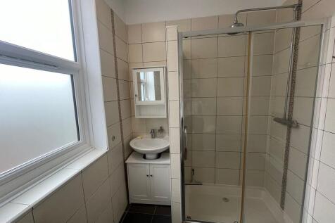 IMG-20240828-WA00...