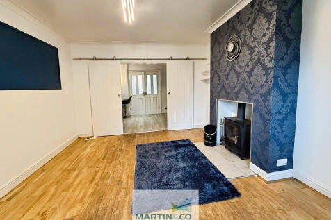 945a81da--404C-A8...