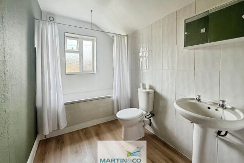 7c032f26--4081-8E...