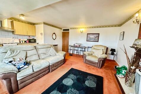 65d65d61-LOUNGE 2...