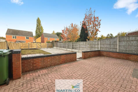 cc3c69fd--4C8E-94...