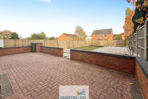 f7dce48d--47D7-AA...