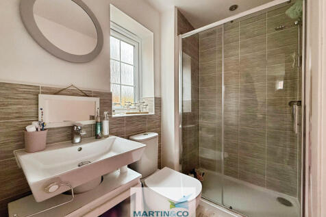 fff428b2-7-494B-B...