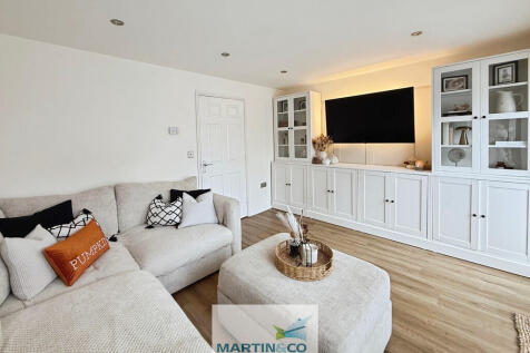 b23162e7-4-431B-8...