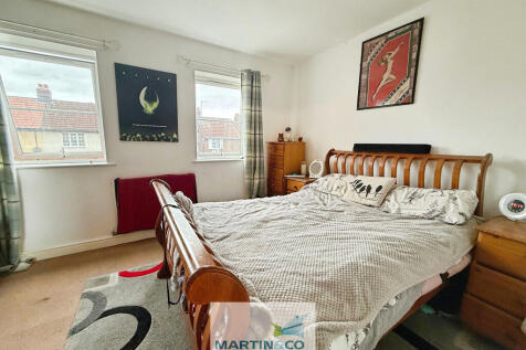 c894e39e-D-4A5C-B...