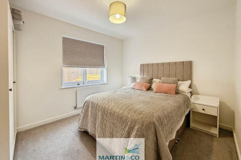 f3a37311--41F6-89...