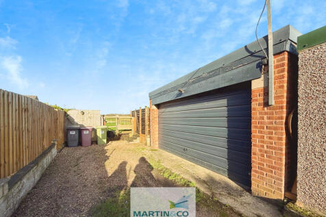 d5cb735c--4737-80...