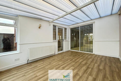 d5758e46--4FD7-AE...