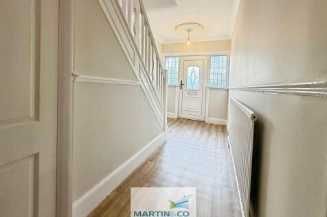 5d260dfb--45A2-B6...